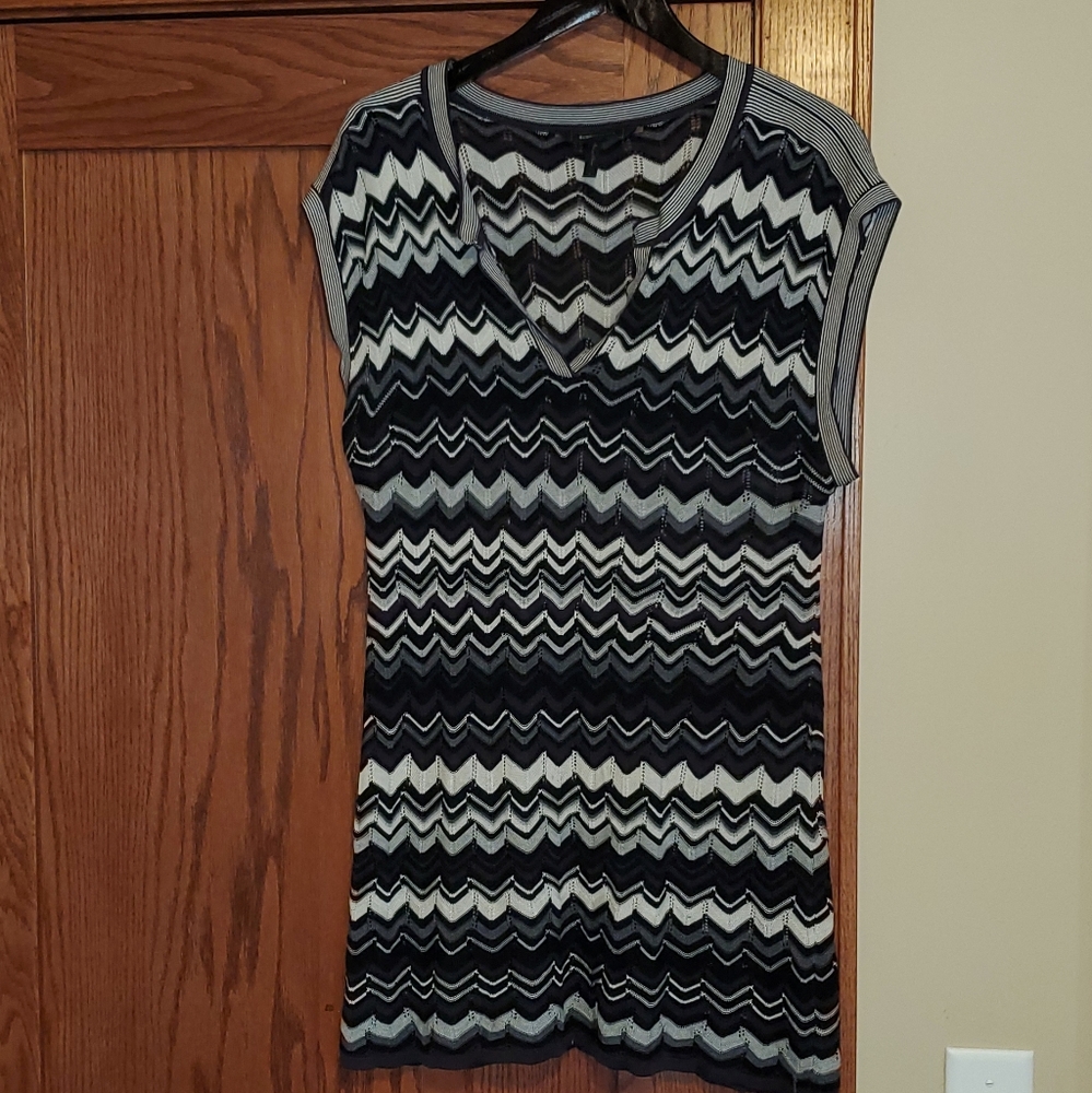 BCBG Max Azria chevron tunic